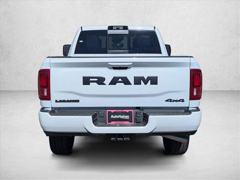 New 2026 RAM 2500 Laramie AWD/4WD image 7