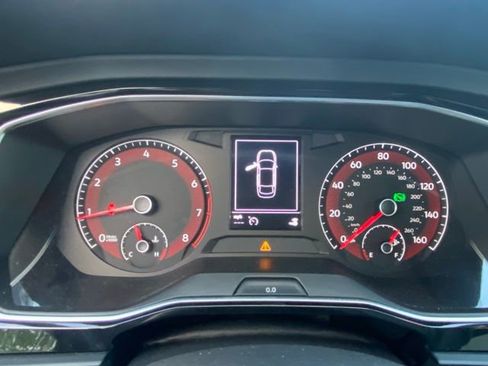 Used 2019 Volkswagen Jetta R-Line image 19