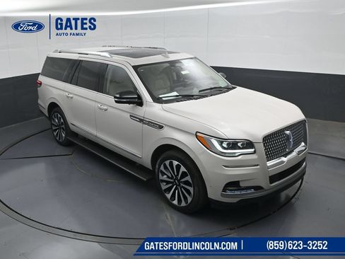 Used 2024 Lincoln Navigator L Reserve AWD/4WD image 54