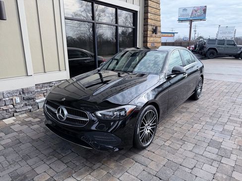 Used 2024 Mercedes-Benz C 300 Sedan image 2