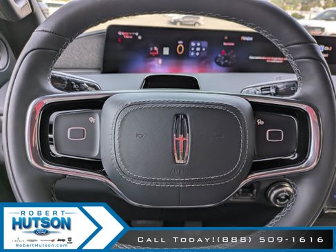 New 2026 Lincoln Navigator L Reserve w/ Jet Appearance Package image 22