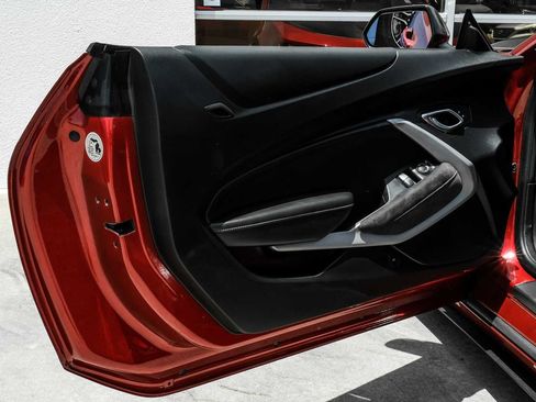 Used 2022 Chevrolet Camaro SS RWD image 30