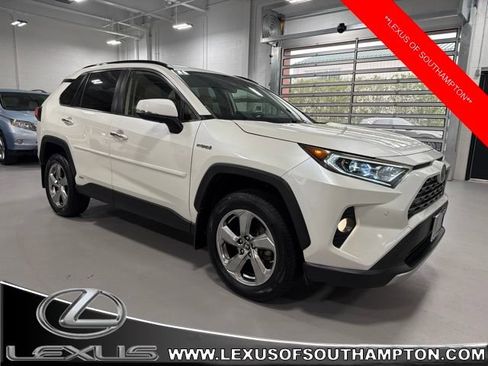 Used 2019 Toyota RAV4 Limited w/ Carpet Mat Package AWD/4WD image 1