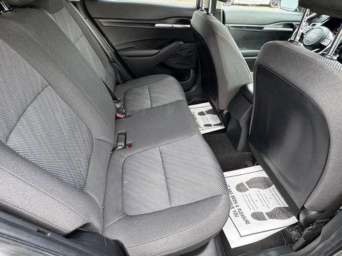Used 2021 Kia Seltos LX image 19