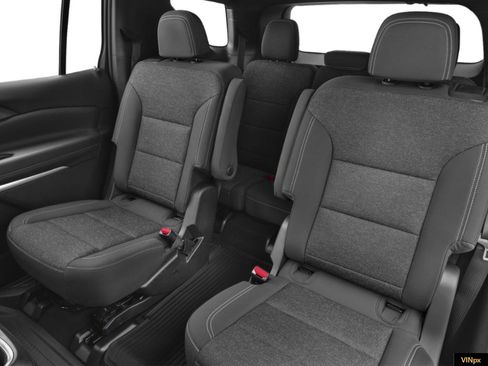 New 2026 Chevrolet Traverse LT w/ Driver Confidence Package image 11