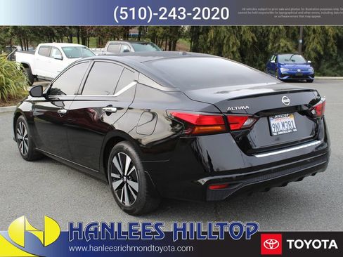 Used 2022 Nissan Altima 2.5 SV image 9
