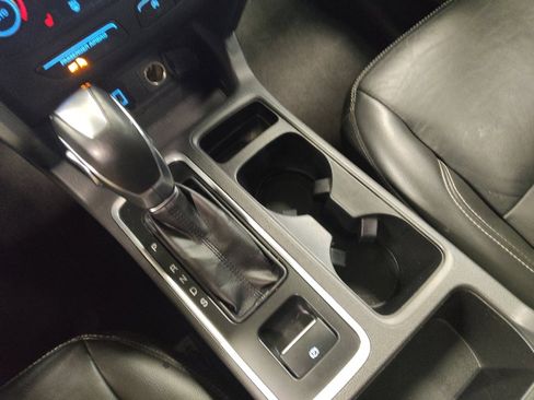 Used 2018 Ford Escape SEL image 26