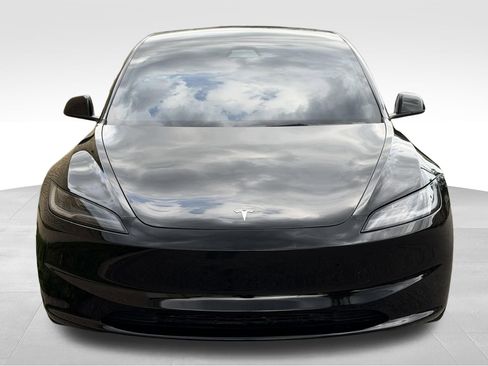 Used 2025 Tesla Model 3 Long Range AWD/4WD image 2
