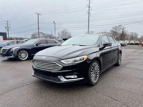 Used 2017 Ford Fusion SE w/ Equipment Group 202A image 1