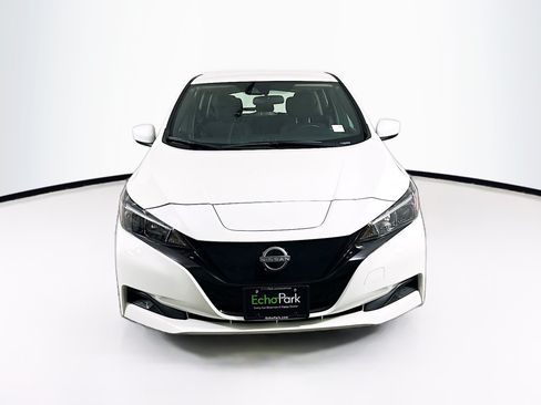 Used 2025 Nissan Leaf S FWD image 2