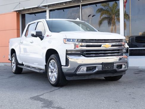 Used 2022 Chevrolet Silverado 1500 LTZ AWD/4WD image 6