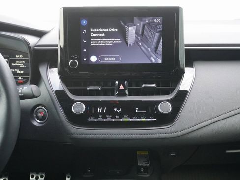 Used 2024 Toyota Corolla Premium image 22