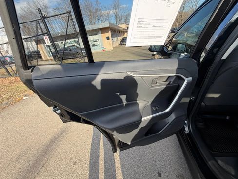 Used 2019 Toyota RAV4 LE w/ All Weather Liner Package image 20