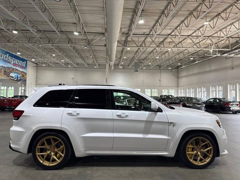 Used 2020 Jeep Grand Cherokee Trackhawk w/ Trailer Tow Group IV image 33