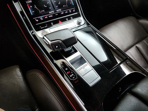 Used 2021 Audi A8 L 4.0T w/ Luxury Package AWD/4WD image 19