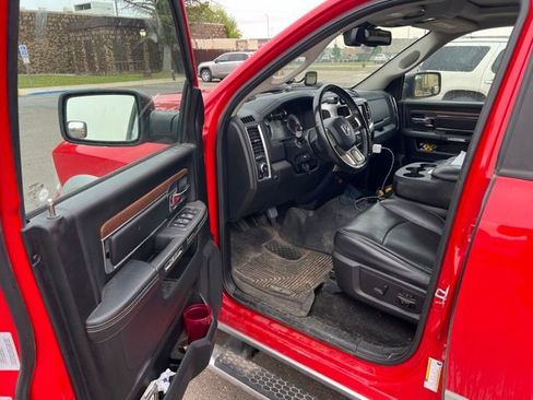 Used 2016 RAM 1500 Laramie w/ Convenience Group AWD/4WD image 8