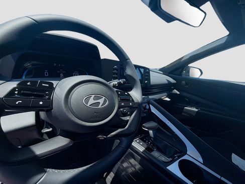 New 2026 Hyundai Elantra SEL Sport Premium FWD image 7