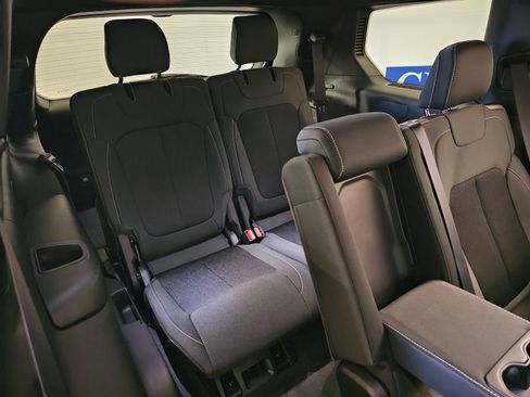 New 2026 Jeep Grand Cherokee L Laredo image 31