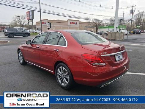 Used 2017 Mercedes-Benz C 300 4MATIC Sedan image 3
