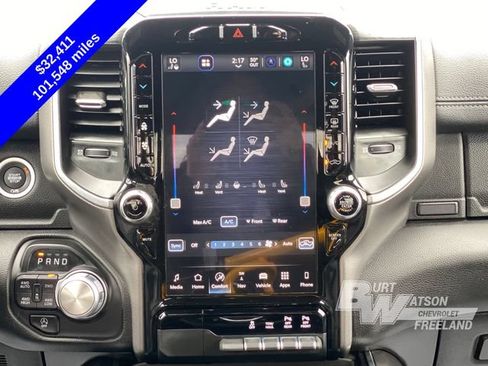 Used 2023 RAM 1500 Laramie AWD/4WD image 19