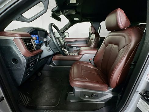 Used 2024 Ford Expedition Max Limited image 13