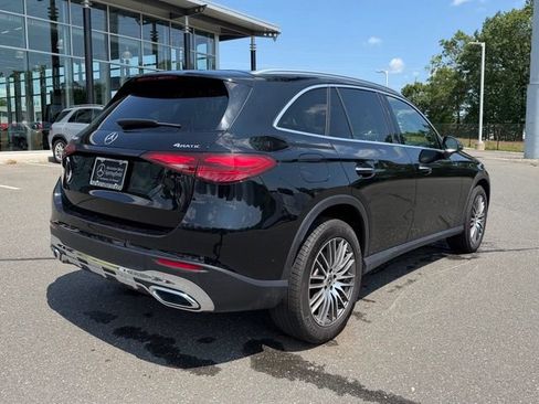 Used 2024 Mercedes-Benz GLC 300 4MATIC image 6