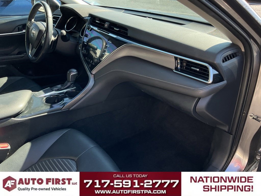 Used 2018 Toyota Camry SE w/ Audio Package FWD image 18