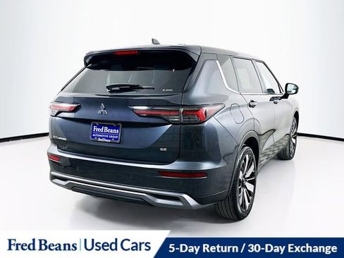 Used 2025 Mitsubishi Outlander SE image 8
