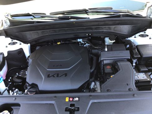 Used 2024 Kia Telluride SX X-Line AWD/4WD image 16