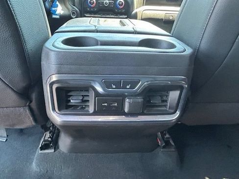 Used 2021 GMC Sierra 1500 Denali w/ Denali Ultimate Package AWD/4WD image 18
