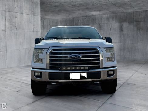 Used 2017 Ford F150 XLT w/ Equipment Group 301A Mid AWD/4WD image 9