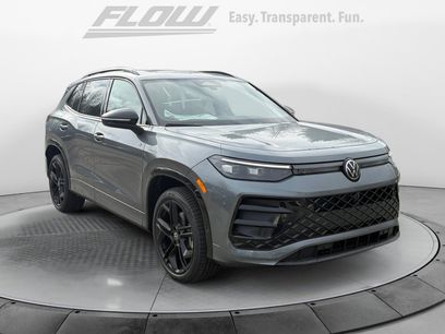 New 2025 Volkswagen Tiguan SE R-Line