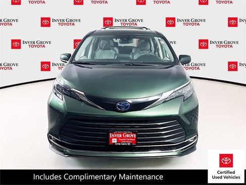 Certified 2024 Toyota Sienna XLE image 2