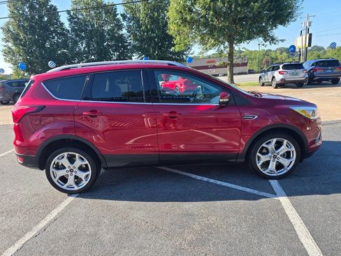Used 2019 Ford Escape Titanium FWD image 7