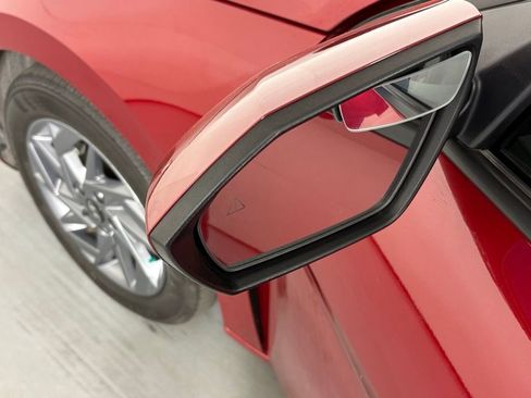 Used 2024 Hyundai Elantra Blue image 13