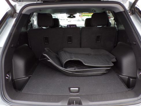 Used 2024 Chevrolet Blazer LT w/ Convenience Package FWD image 27