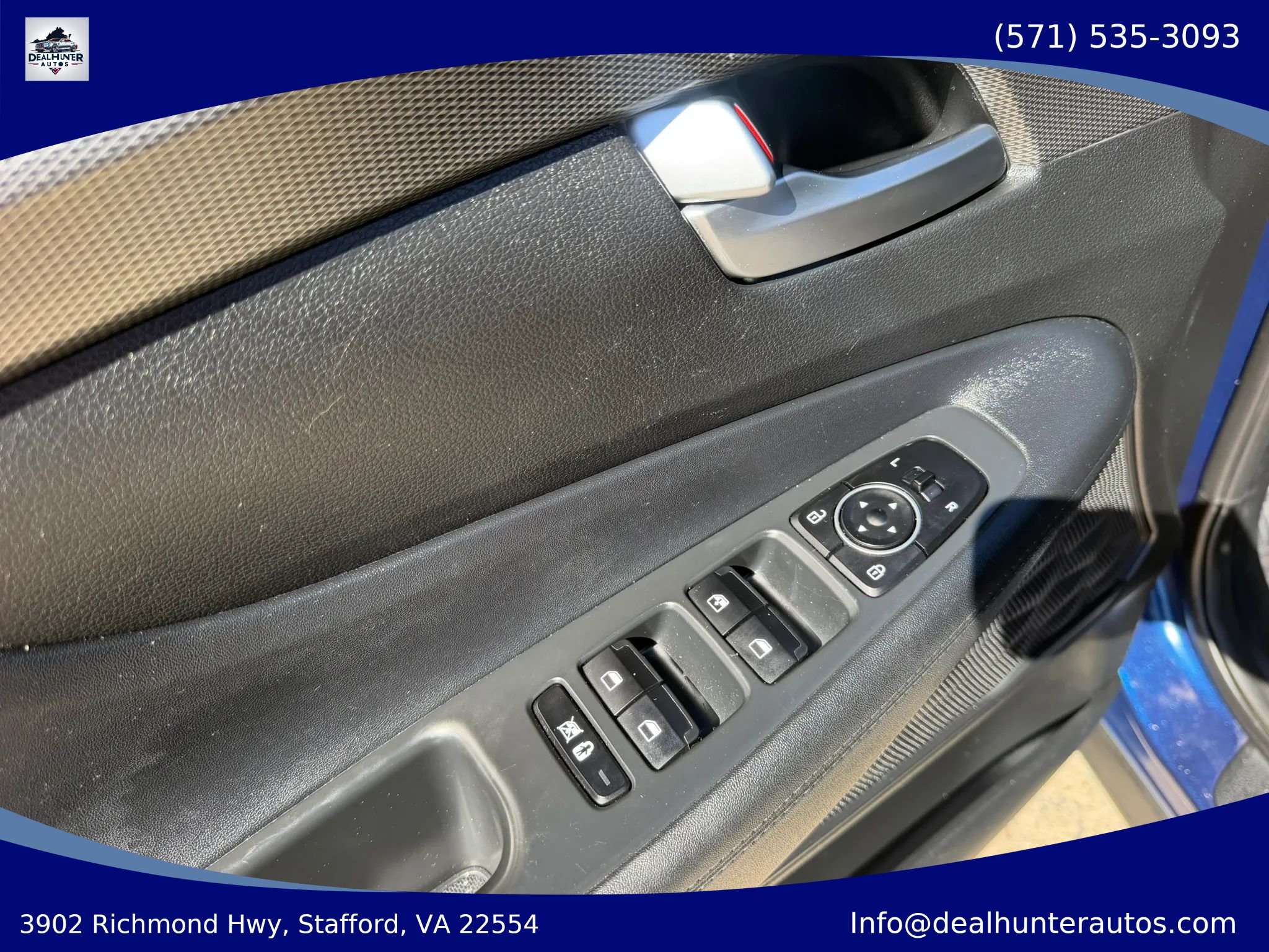 Used 2019 Hyundai Santa Fe SE AWD/4WD image 20