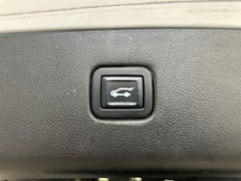 Used 2020 Chevrolet Blazer RS image 17