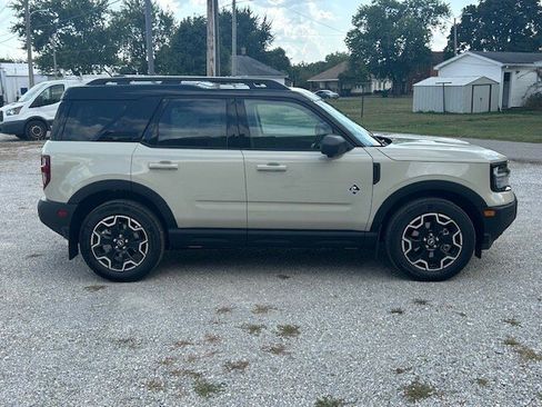 New 2025 Ford Bronco Sport Outer Banks w/ Outer Banks Tech Package+ image 6