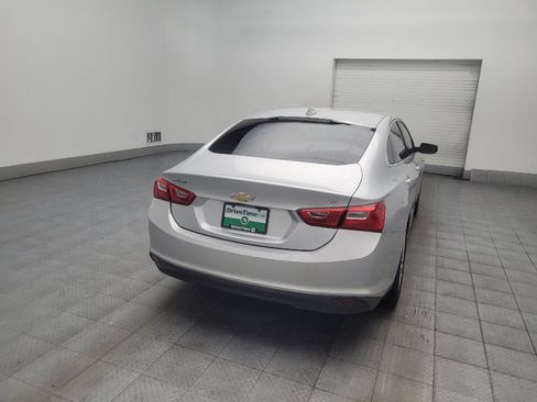 Used 2018 Chevrolet Malibu LT FWD image 7