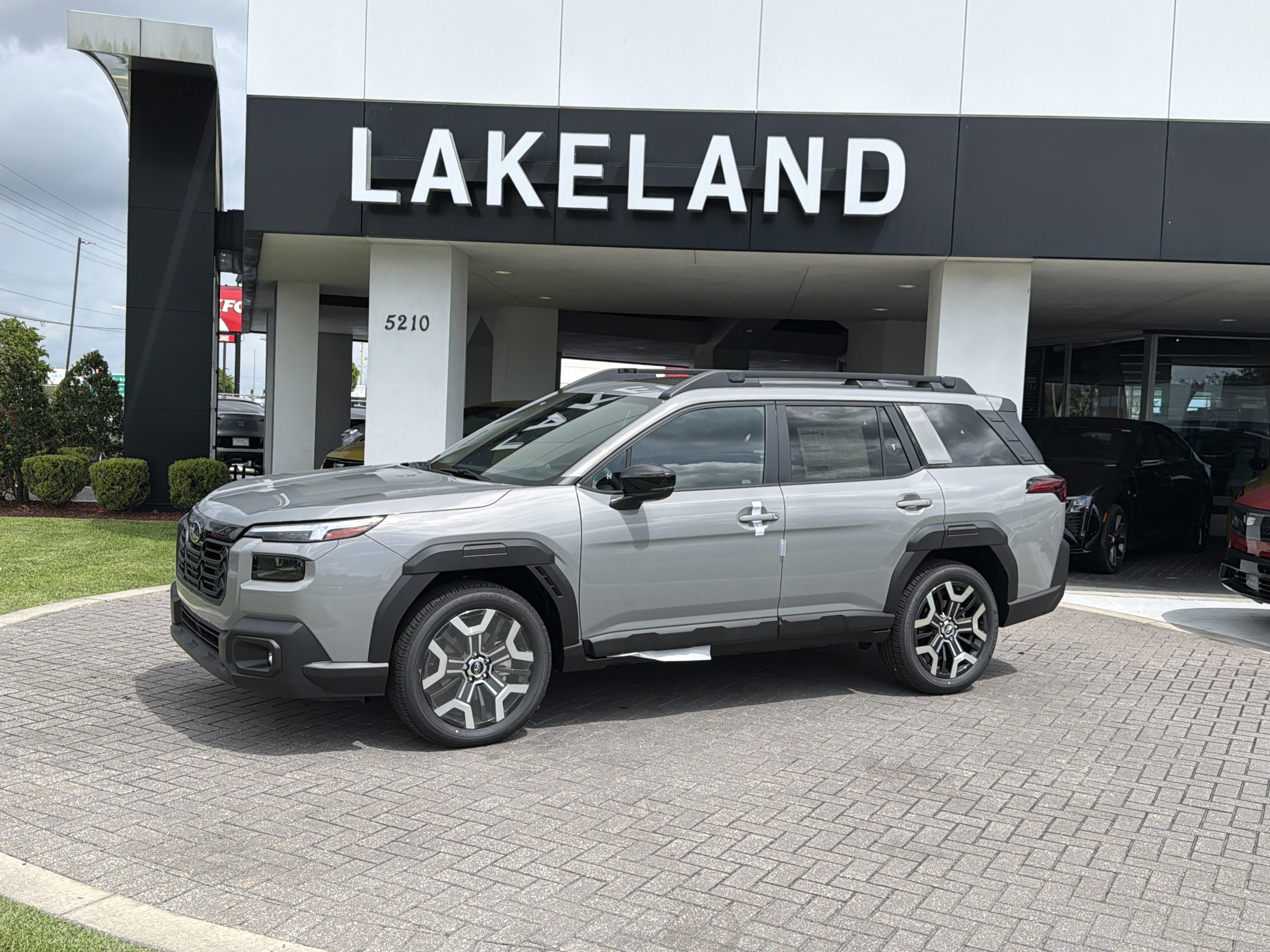 New 2026 Subaru Outback Touring XT AWD/4WD image 2