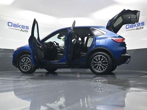 Used 2022 Ford Escape SEL w/ Technology Package image 59