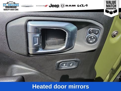 Used 2023 Jeep Wrangler Unlimited Rubicon 4xe w/ Cold Weather Group AWD/4WD image 14