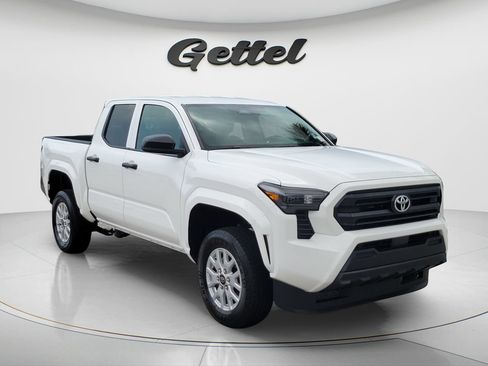 Certified 2024 Toyota Tacoma SR RWD image 2