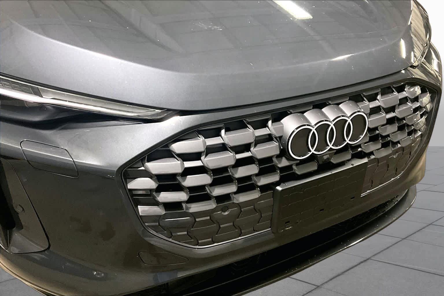 Used 2025 Audi Q5 Premium Plus AWD/4WD image 30