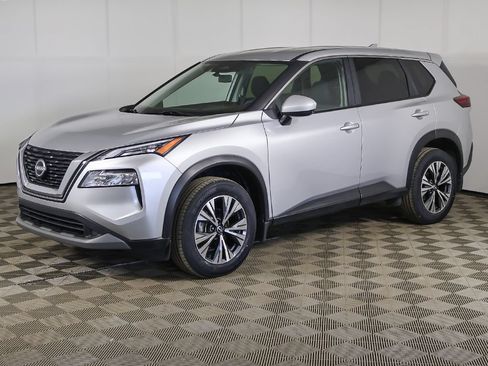 Used 2023 Nissan Rogue SV AWD/4WD image 6