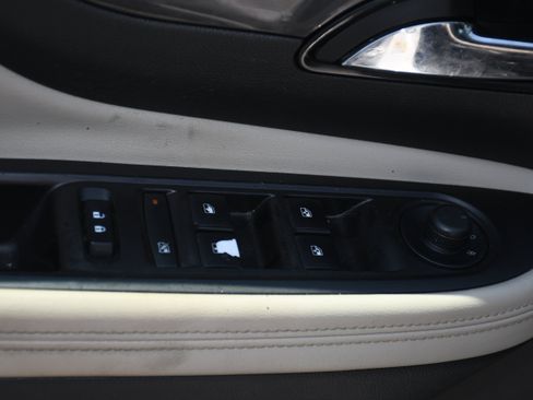 Used 2019 Buick Encore Preferred FWD image 10