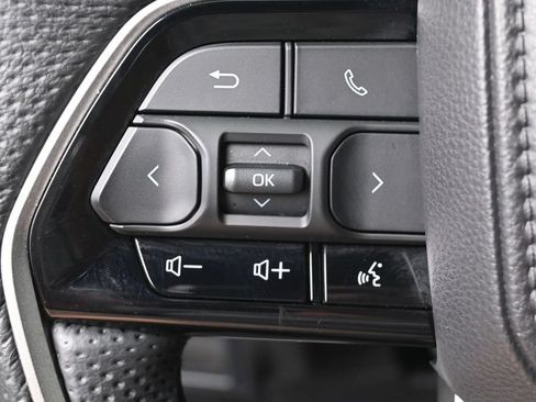 Certified 2026 Toyota Tundra Platinum AWD/4WD image 18