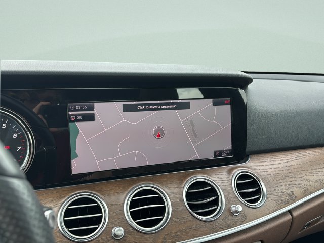 Used 2018 Mercedes-Benz E 300 4MATIC image 37