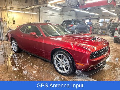 Used 2022 Dodge Challenger GT image 2